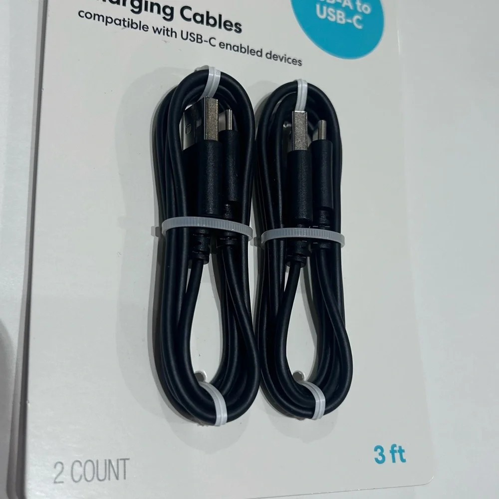 USB C 3” USB-A to USB-C 2pk Cable - dealworthy Black This pack contains 2